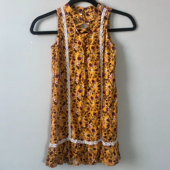art class Other - Art Class Floral Dress, Lace Detail, Medium